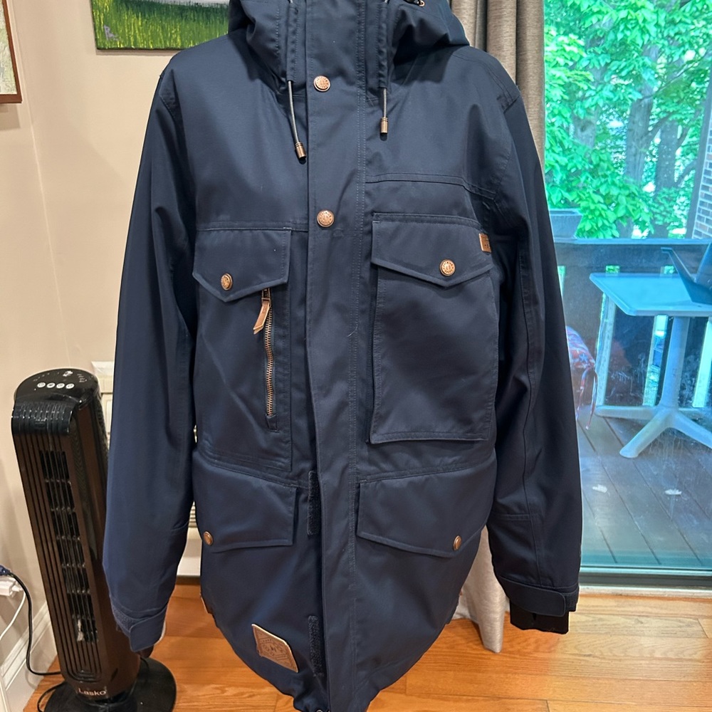 L1 Prem Goods Men’s Sutton Insulated Jacket. Urban-inspired coat for on/off  mtn